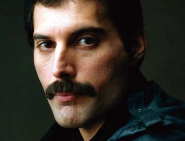 Παγκόσμια ημέρα κατά του AIDS: Ποιοι διάσημοι διαγνώστηκαν με τον ιό HIV (βίντεο)